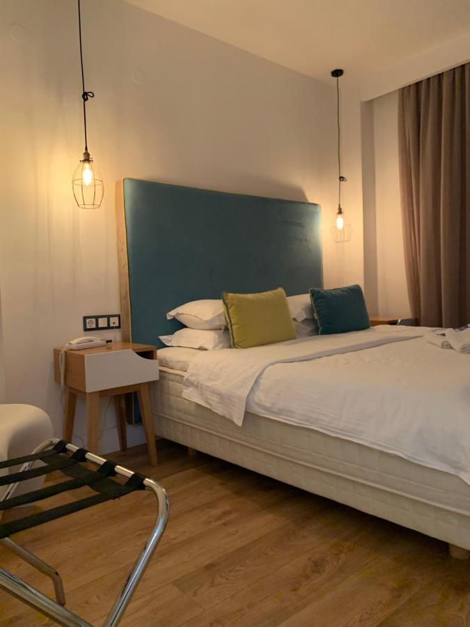 Blue Bottle Boutique Hotel Thessaloniki Exterior photo